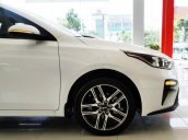 Bán Kia Cerato đời 2019, màu trắng, xe mới 100%