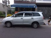 Bán xe Toyota Innova đời 2010, màu bạc số sàn, 320 triệu