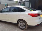 Bán Ford Focus đời 2017, màu trắng, 525 triệu