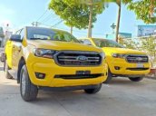 Cần bán xe Ford Ranger XLS đời 2018, màu vàng, nhập khẩu nguyên chiếc, giá cạnh tranh