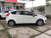 Chính chủ bán Ford Fiesta đời 2014, màu trắng