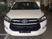 Cần bán Toyota Innova đời 2019, màu trắng