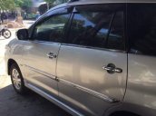 Bán Toyota Innova 2012, màu bạc số sàn giá cạnh tranh