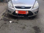 Cần bán xe Ford Focus đời 2010, màu bạc chính chủ, giá 330tr