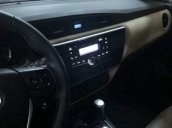 Bán lại xe Toyota Corolla altis 1.8AT 2017, màu bạc chính chủ