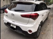 Bán Hyundai i20 Active AT sản xuất năm 2016, màu trắng, xe nhập chính chủ giá cạnh tranh