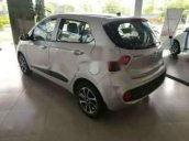 Bán ô tô Hyundai Grand i10 MT năm sản xuất 2019, màu bạc, 370 triệu