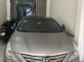 Bán xe Hyundai Sonata sản xuất 2010, màu xám, xe nhập