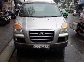 Bán Hyundai Starex năm sản xuất 2004, màu bạc, nhập khẩu