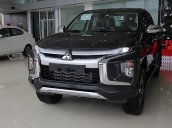 Bán ô tô Mitsubishi Triton 4x2 AT Mivec đời 2019, màu xám, mang đến sự thoải mái và tiện nghi