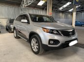 Bán Kia Sorento 2.4MT 2010, màu bạc, đúng chất, giá thương lượng, hỗ trợ góp