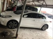 Bán xe Kia Cerato sản xuất năm 2016, màu trắng như mới