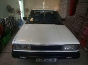 Bán Nissan Bluebird sản xuất năm 1985, màu trắng, xe nhập