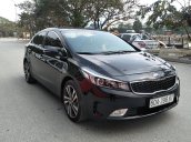 Bán xe Kia Cerato AT sản xuất 2017, màu đen, 585 triệu