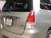 Bán Toyota Innova năm 2006, màu bạc, giá 285tr