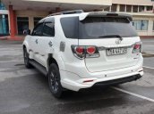 Bán Toyota Fortuner TRD Sportivo đời 2015, màu trắng chính chủ 