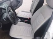 Cần bán lại xe Ford Fiesta 2014, màu trắng  