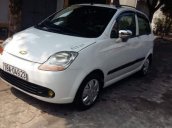 Bán Chevrolet Spark sản xuất 2009, màu trắng xe gia đình, giá tốt