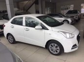 Cần bán xe Hyundai Grand i10 Base đời 2018, màu trắng, nhập khẩu nguyên chiếc