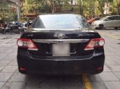 Cần bán Toyota Corolla Altis đời 2011, màu ghi xám 