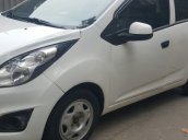 Bán Chevrolet Spark 1.2 MT 2016, màu trắng số sàn, giá chỉ 199 triệu