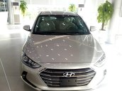 Cần bán Hyundai Elantra 2019, trả trước chỉ từ 200tr nhận xe ngay