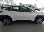 Bán Hyundai Kona 2019, màu trắng tiêu chuẩn trả trước 215tr nhận xe ngay