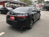 Cần bán Toyota Corolla Altis 1.8AT năm sản xuất 2018 giá tốt