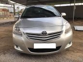 Bán Toyota Vios 2010, màu bạc như mới, giá tốt