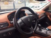 Bán xe Maserati Levante năm sản xuất 2016, màu trắng, nhập khẩu