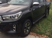 Bán Toyota Hilux 2.8AT sản xuất 2019, màu đen, xe nhập