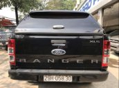 Bán xe Ford Ranger XLS năm 2017, màu đen, số sàn