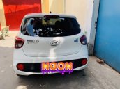 Cần bán Hyundai Grand i10 đời 2018, màu trắng