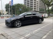 Cần bán lại xe Hyundai Elantra năm sản xuất 2018, màu đen