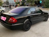 Bán xe Mercedes E200 đời 2005, màu đen, xe nhập