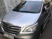 Bán xe Toyota Innova 2.0E 2014, màu bạc, giá tốt