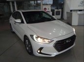 Cần bán xe Hyundai Elantra 1.6 AT đời 2018, màu trắng, xe nhập, giá tốt