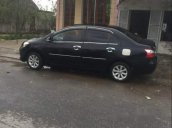 Cần bán lại xe Toyota Vios đời 2011, màu đen