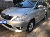 Bán Toyota Innova 2.0G 2012, màu bạc chính chủ