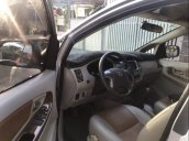 Bán Toyota Innova 2.0G 2012, màu bạc chính chủ