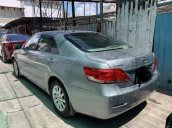 Cần bán gấp Toyota Camry 2.4G 2010, màu bạc 