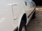 Xe Toyota Crown 2.4 MT năm sản xuất 1992, màu trắng 