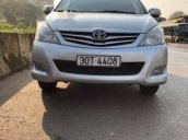 Bán ô tô Toyota Innova sản xuất năm 2009, màu bạc chính chủ