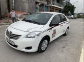 Bán Toyota Vios sản xuất năm 2009, màu trắng, giá tốt