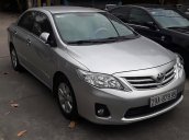 Cần bán xe Toyota Corolla Altis 1.8 đời 2013, màu bạc chính chủ