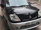 Cần bán gấp Mitsubishi Jolie 2004, màu đen