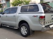 Xe Ford Ranger năm sản xuất 2013, màu bạc, xe còn rất mới