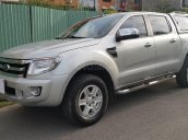 Xe Ford Ranger năm sản xuất 2013, màu bạc, xe còn rất mới