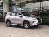 Cần bán Toyota Fortuner 2.4G năm 2019, màu bạc, xe nhập