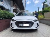 Bán Hyundai Elantra 2.0AT sản xuất 2017, màu trắng, xe đẹp